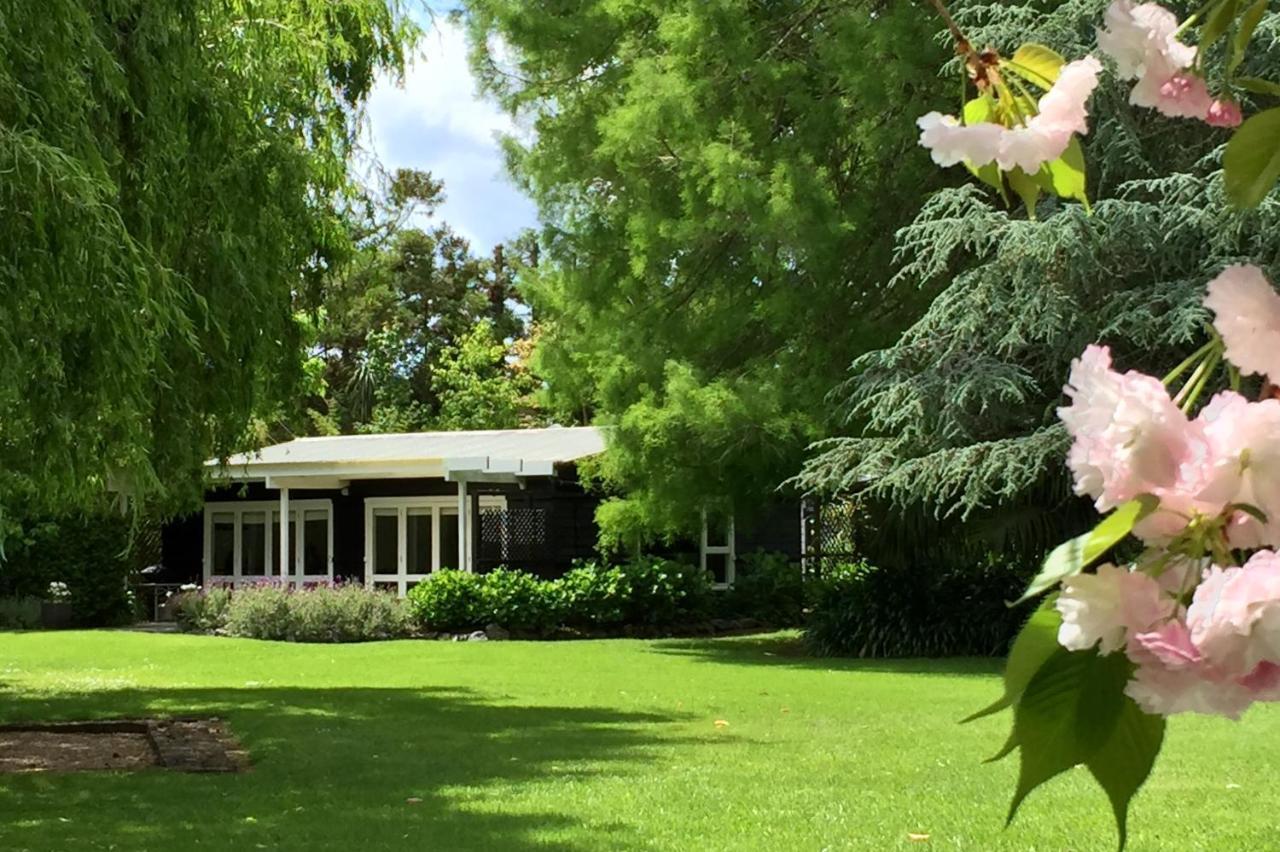 Columbus Cottage At 144 On Jones Omaha Extérieur photo